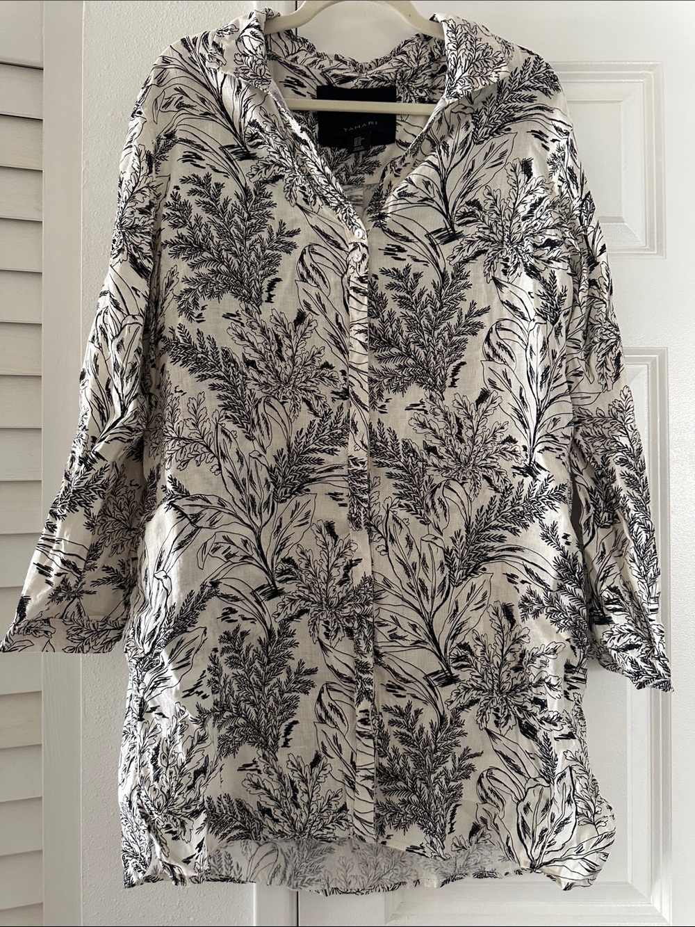 Tahari Black Botanical Linen Print Button-Down Tunic Dress M